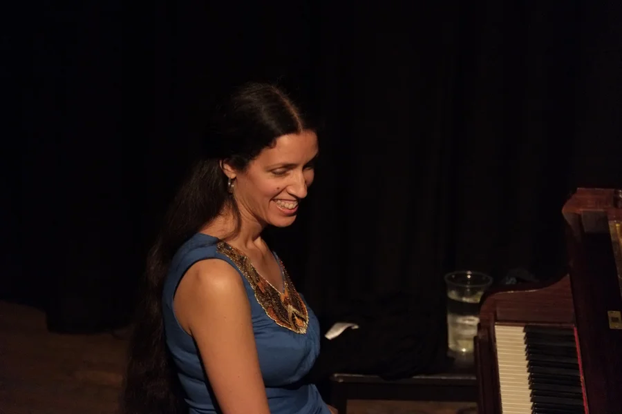 Zoe Rahman